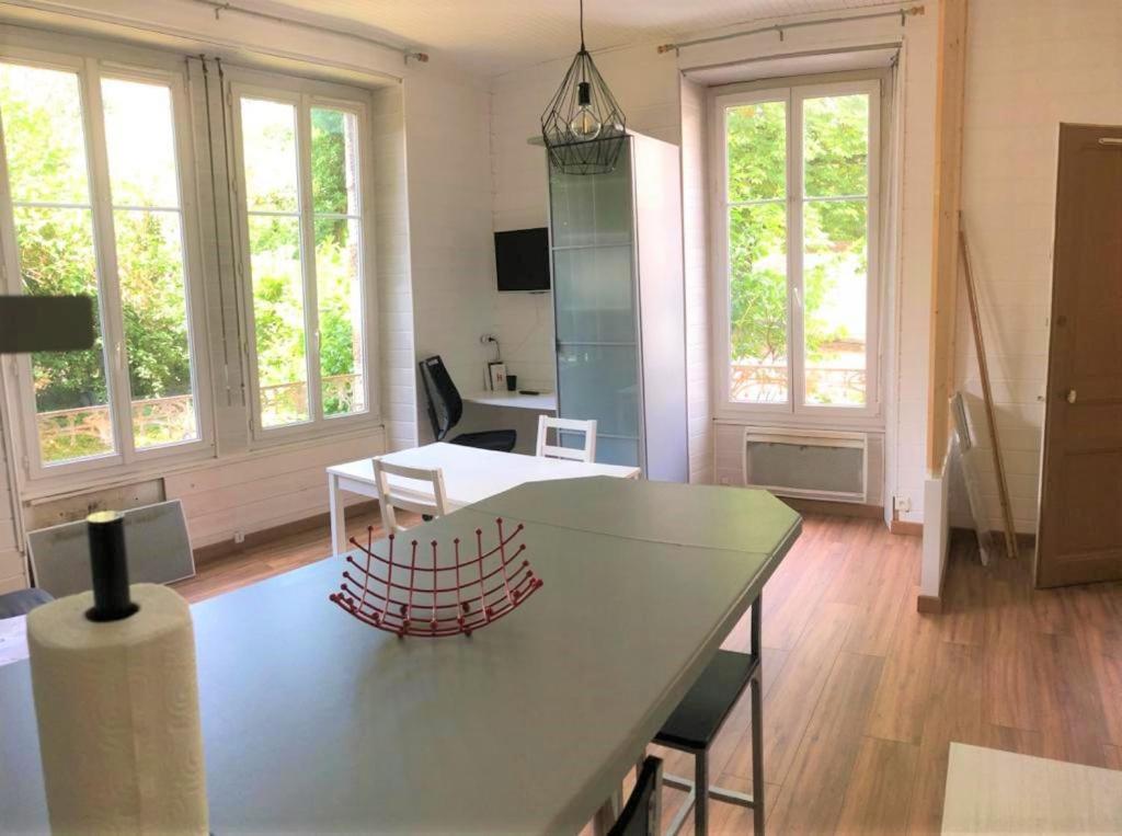 Le Coeur, Studio Central Refait A Neuf, Au Calme Besancon Ngoại thất bức ảnh